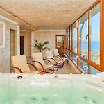 Petar And Pavel & Relax Center 3*
