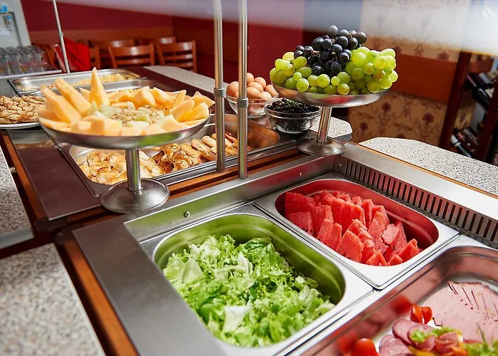 Petar And Pavel & Relax Center Hotell 3*