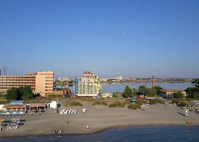 Petar And Pavel & Relax Center Hotell 3*